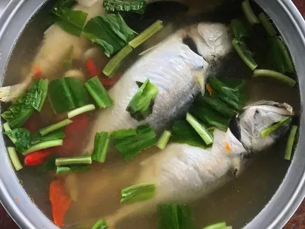 ปลาทูต้มยำน้ำใส