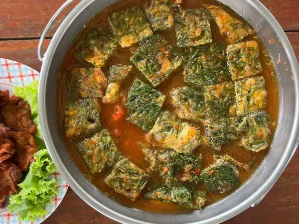 แกงส้มชะครามกุ้ง